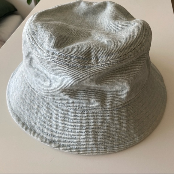 Madewell Short-Brimmed Bucket Hat S/M Light Blue - Picture 2 of 4